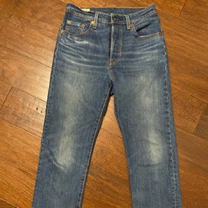 Women's 501 Button-fly Straight 25x26 Jeans - no rips